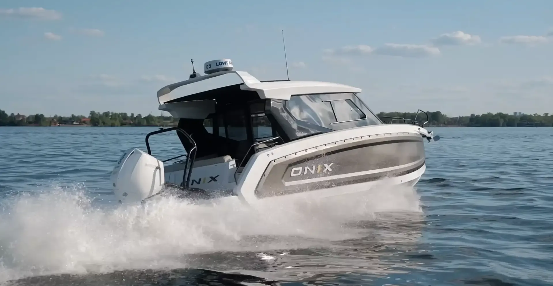 ONIX 850 Кабинный