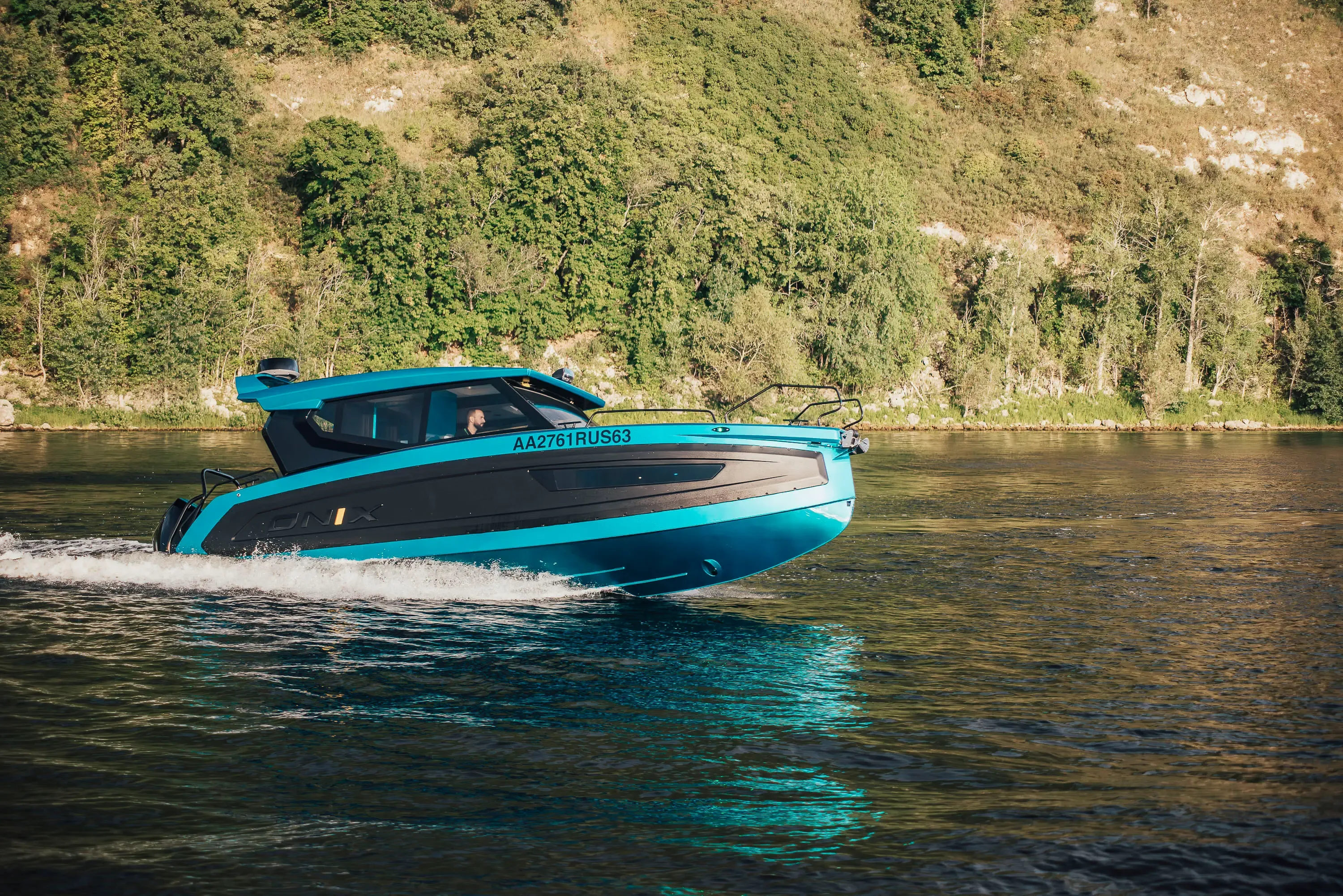 ONIX 850 Cruiser